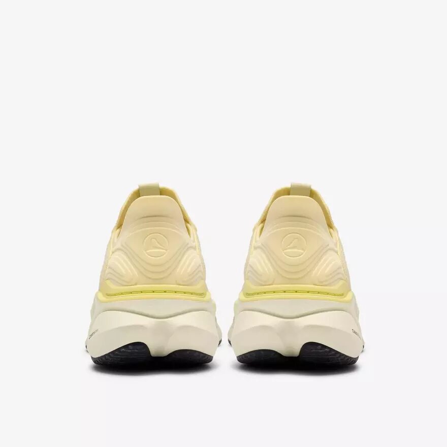 Baskets Pace Rise jaune pâle pour femme Us Baskets Pace Rise jaune pâle pour femme Us