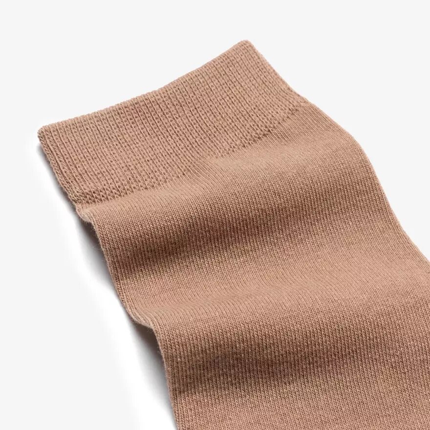 Chaussettes mi-mollet couleur beige Chaussettes mi-mollet couleur beige