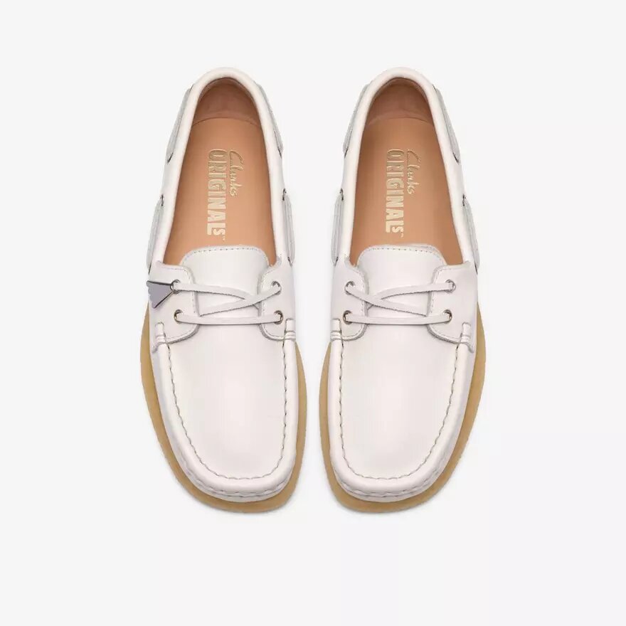 Chaussures bateau Godney Boat pour femme en cuir grainé blanc Chaussures bateau Godney Boat pour femme en cuir grainé blanc