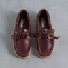 Chaussures bateau Godney pour femme. Chaussures bateau en cuir beige britannique Chaussures bateau Godney pour femme. Chaussures bateau en cuir beige britannique