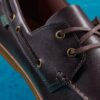 Chaussures bateau à lacets pour homme Charmouth en cuir marron