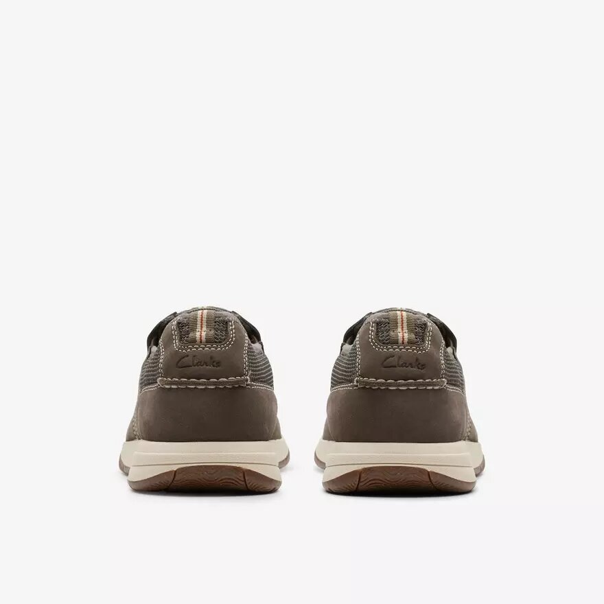 Chaussures bateau sans lacets Sailview Step pour homme en nubuck taupe Chaussures bateau sans lacets Sailview Step pour homme en nubuck taupe
