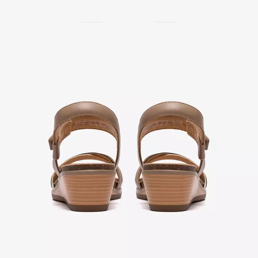 Chaussures compensées Kacha Twist pour femme, en cuir mélangé, couleur taupe, de la marque Us Chaussures compensées Kacha Twist pour femme, en cuir mélangé, couleur taupe, de la marque Us