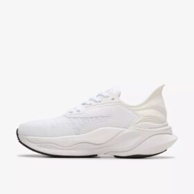 Chaussures de marche « Pace Walk » blanches pour femme