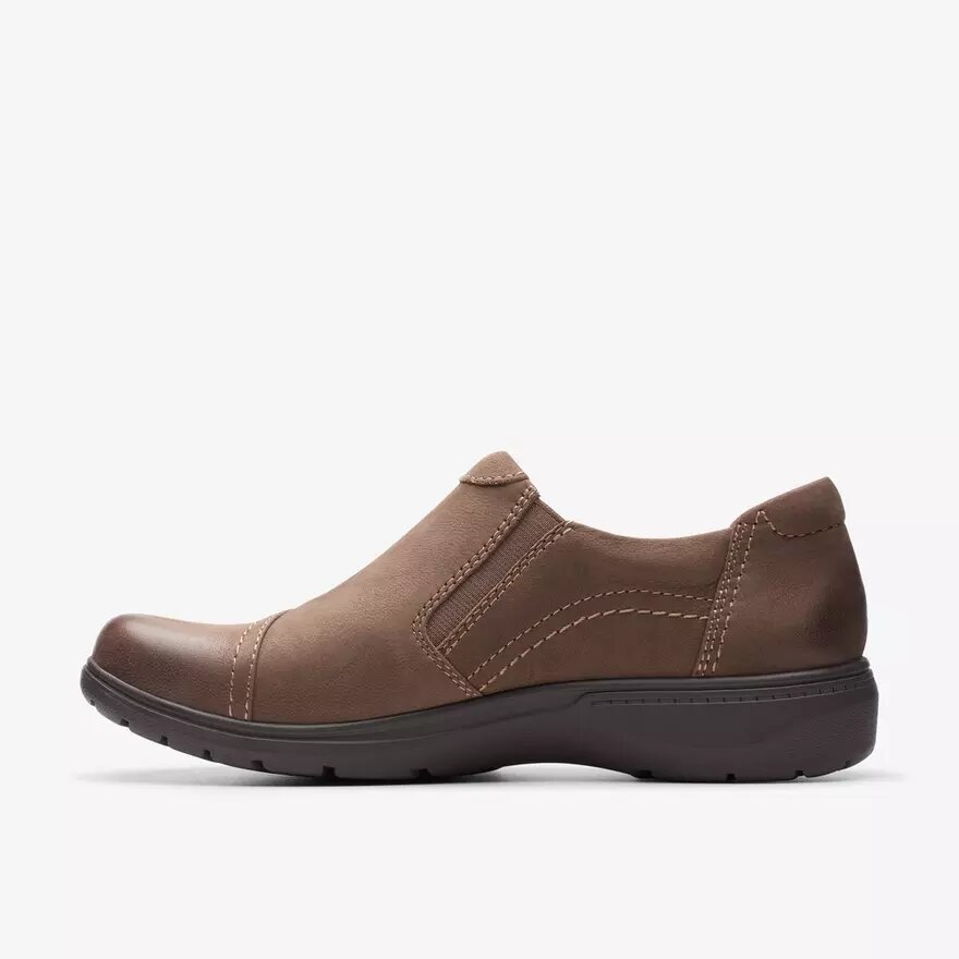 Chaussures à enfiler Carleigh Ray en nubuck taupe pour femme Chaussures à enfiler Carleigh Ray en nubuck taupe pour femme