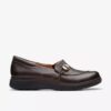 Chaussures à enfiler Certina Ease en cuir marron foncé pour femme Chaussures à enfiler Certina Ease en cuir marron foncé pour femme