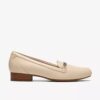 Chaussures à enfiler Juliet Mia en cuir crème pour femme Chaussures à enfiler Juliet Mia en cuir crème pour femme