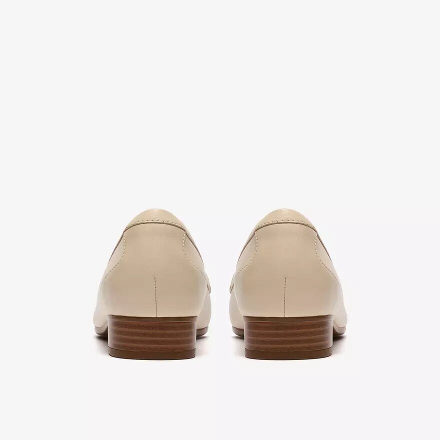 Chaussures à enfiler Juliet Mia en cuir crème pour femme Chaussures à enfiler Juliet Mia en cuir crème pour femme