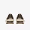 Chaussures à enfiler Natalyn Trim dorées métallisées pour femme | Clark Chaussures à enfiler Natalyn Trim dorées métallisées pour femme | Clark