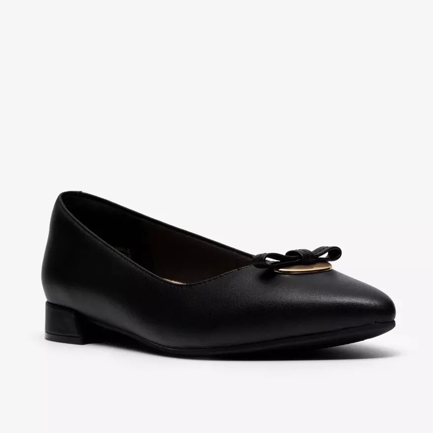 Chaussures à enfiler Natalyn Trim en cuir noir pour femme Chaussures à enfiler Natalyn Trim en cuir noir pour femme
