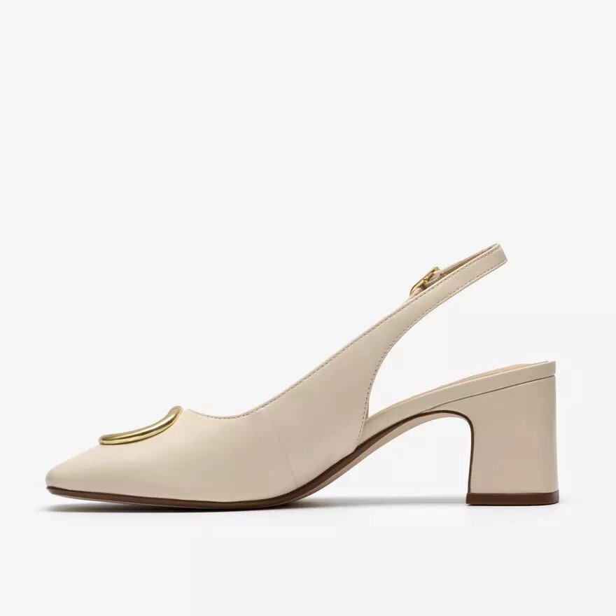 Chaussures Fernie Sling en cuir crème pour femme Chaussures Fernie Sling en cuir crème pour femme
