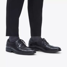 Chaussures Richelieu Eldredge Cap en cuir noir pour homme | Clark&rsquo;s