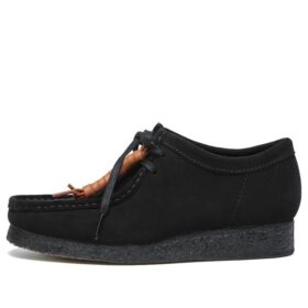 Chaussures Wallabee™ en daim noir pour homme