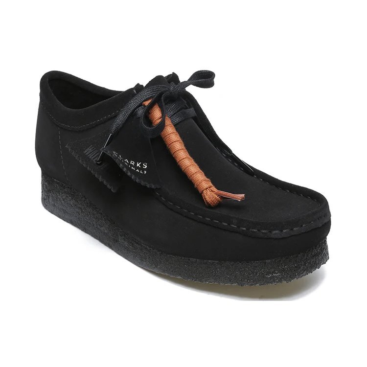 Chaussures Wallabee™ en daim noir pour homme Chaussures Wallabee™ en daim noir pour homme