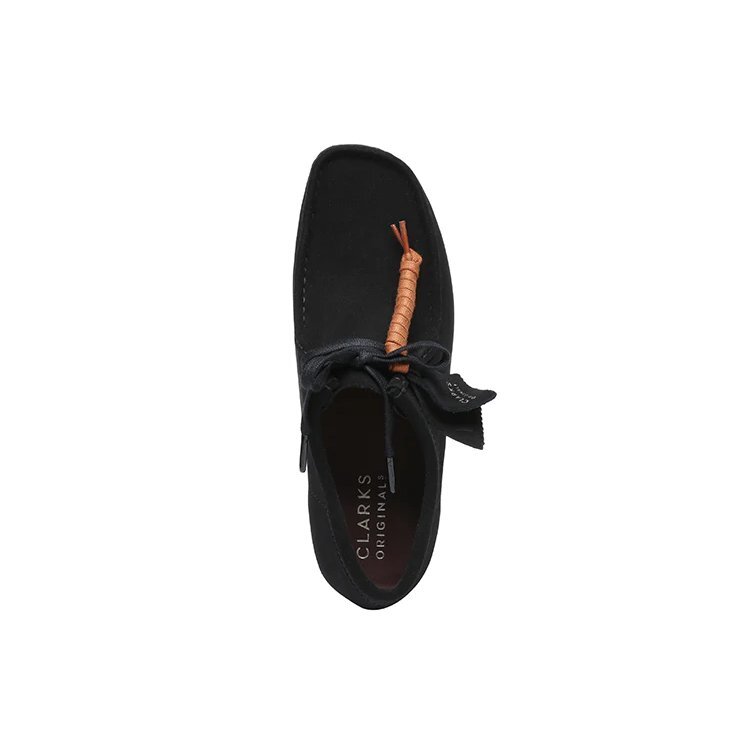 Chaussures Wallabee™ en daim noir pour homme Chaussures Wallabee™ en daim noir pour homme