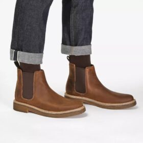 Clarkdale Easy Chelsea boots in leather with wax coating for men