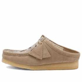 Clarks x END. x Beams Plus Ski Club Wallabee Mule « Maple » 26176816