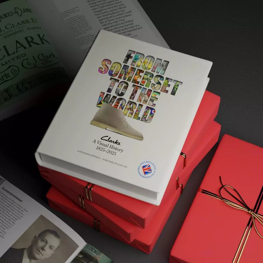 Du Somerset au monde entier : clarks, un livre d’histoire en images 1825–2025 Du Somerset au monde entier : clarks, un livre d’histoire en images 1825–2025