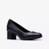 Escarpins Shaya Poppy en cuir bleu marine pour femme Escarpins Shaya Poppy en cuir bleu marine pour femme