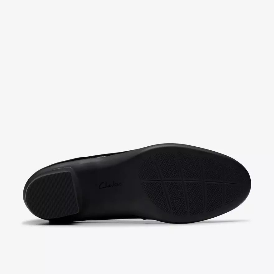 Escarpins Shaya Poppy en cuir verni noir pour femme Escarpins Shaya Poppy en cuir verni noir pour femme