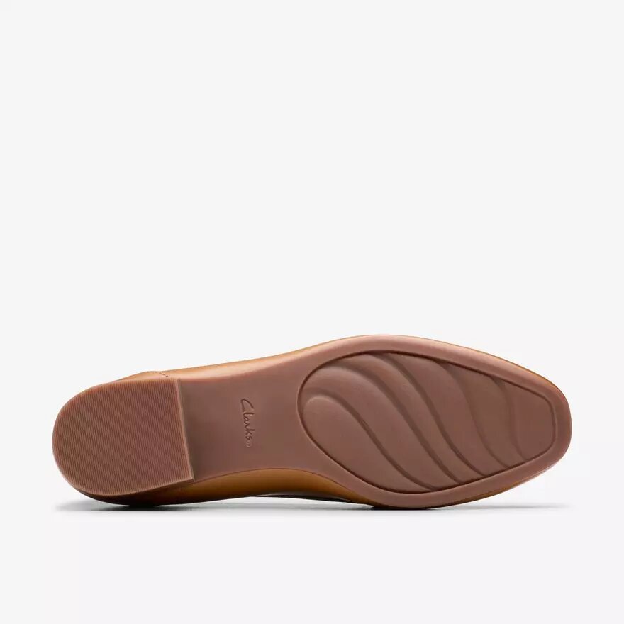 Mocassins Juliet Echo en cuir beige pour femme Mocassins Juliet Echo en cuir beige pour femme