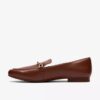 Mocassins Tamna Iris en cuir beige pour femme Mocassins Tamna Iris en cuir beige pour femme