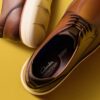 Richelieus Brantin Plain en cuir beige foncé pour homme Richelieus Brantin Plain en cuir beige foncé pour homme