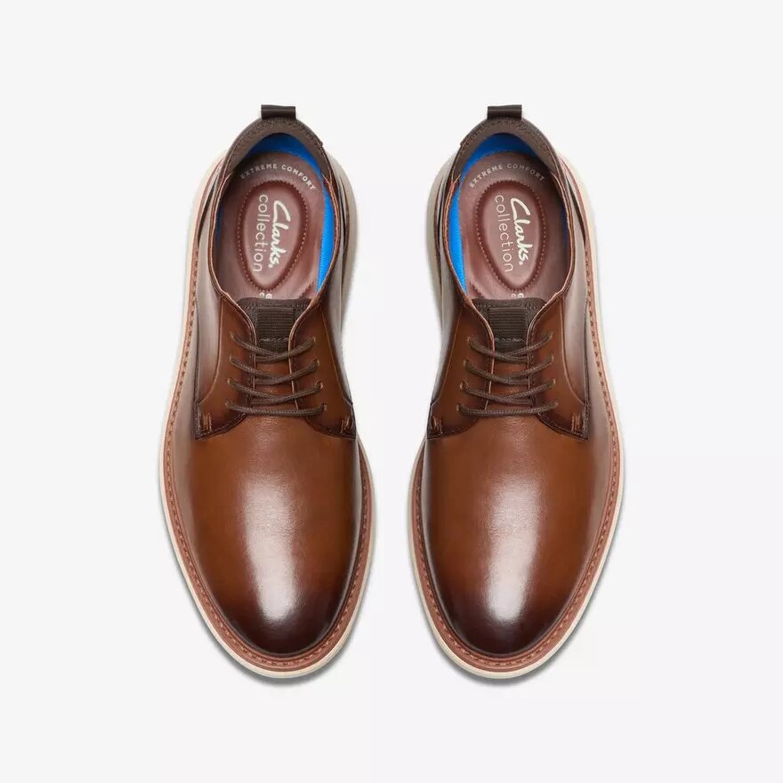 Richelieus Brantin Plain en cuir beige foncé pour homme Richelieus Brantin Plain en cuir beige foncé pour homme