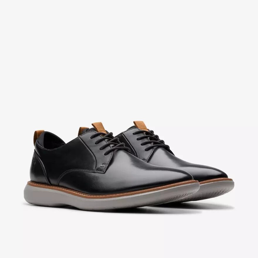 Richelieus Brantin Plain en cuir noir pour homme Richelieus Brantin Plain en cuir noir pour homme