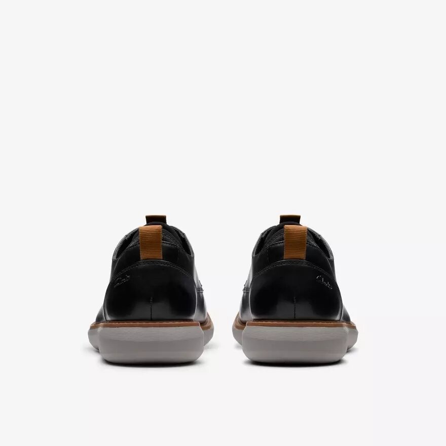 Richelieus Brantin Plain en cuir noir pour homme Richelieus Brantin Plain en cuir noir pour homme