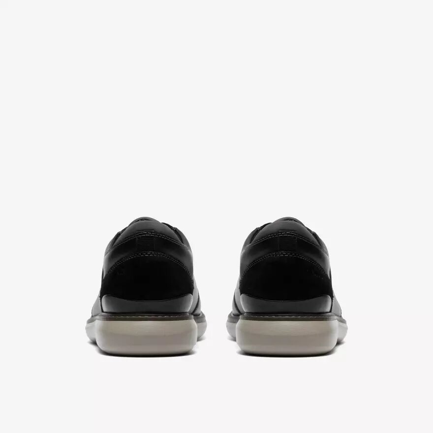 Richelieus en cuir noir pour homme, style Brantin Richelieus en cuir noir pour homme, style Brantin