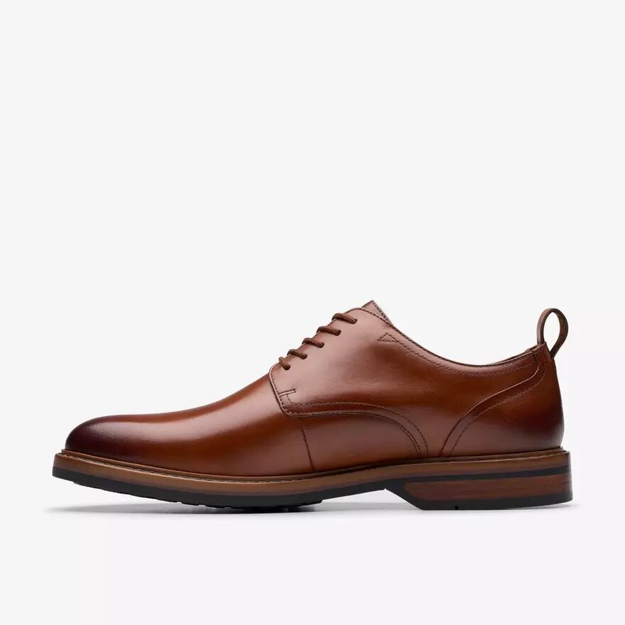 Richelieus à lacets Aldwin pour homme en cuir beige Richelieus à lacets Aldwin pour homme en cuir beige