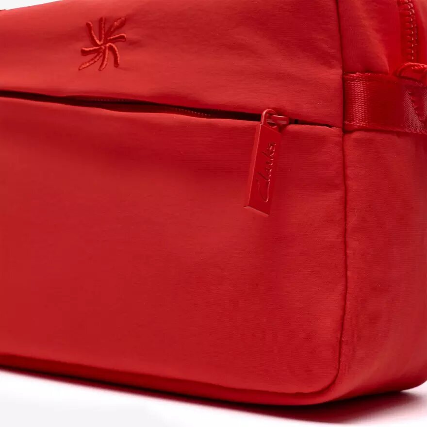 Sac à bandoulière Cloudsteppers pour femme, rouge coquelicot Sac à bandoulière Cloudsteppers pour femme, rouge coquelicot