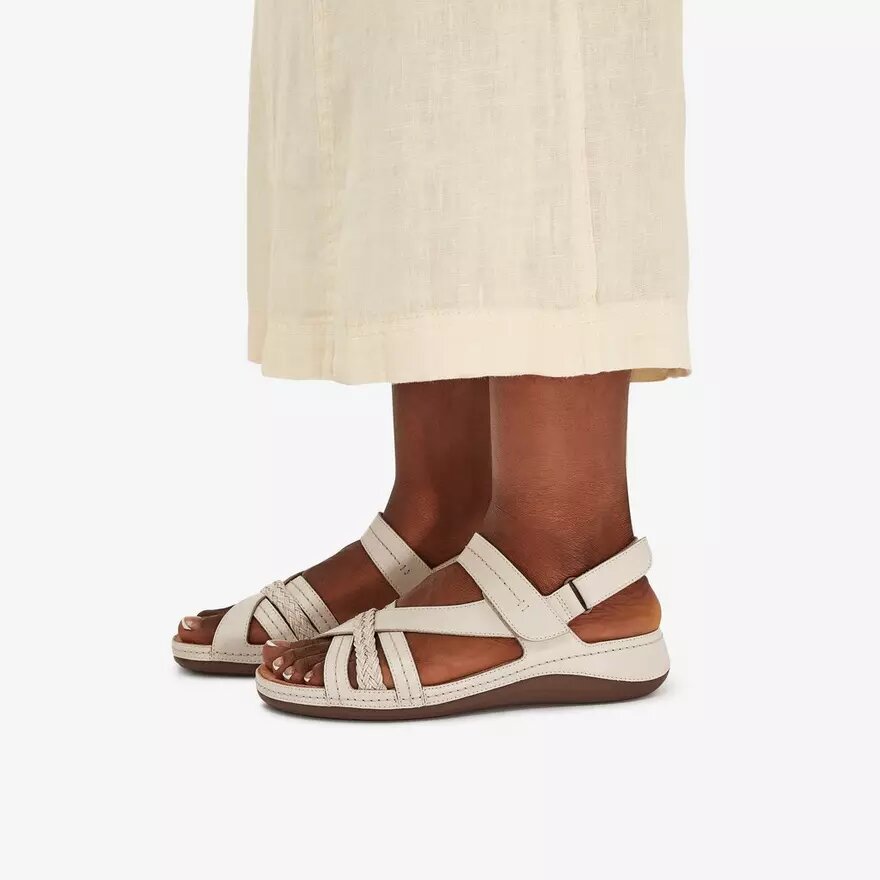 Sandales à lanières en cuir crème « Cecily Strap » pour femme Sandales à lanières en cuir crème « Cecily Strap » pour femme