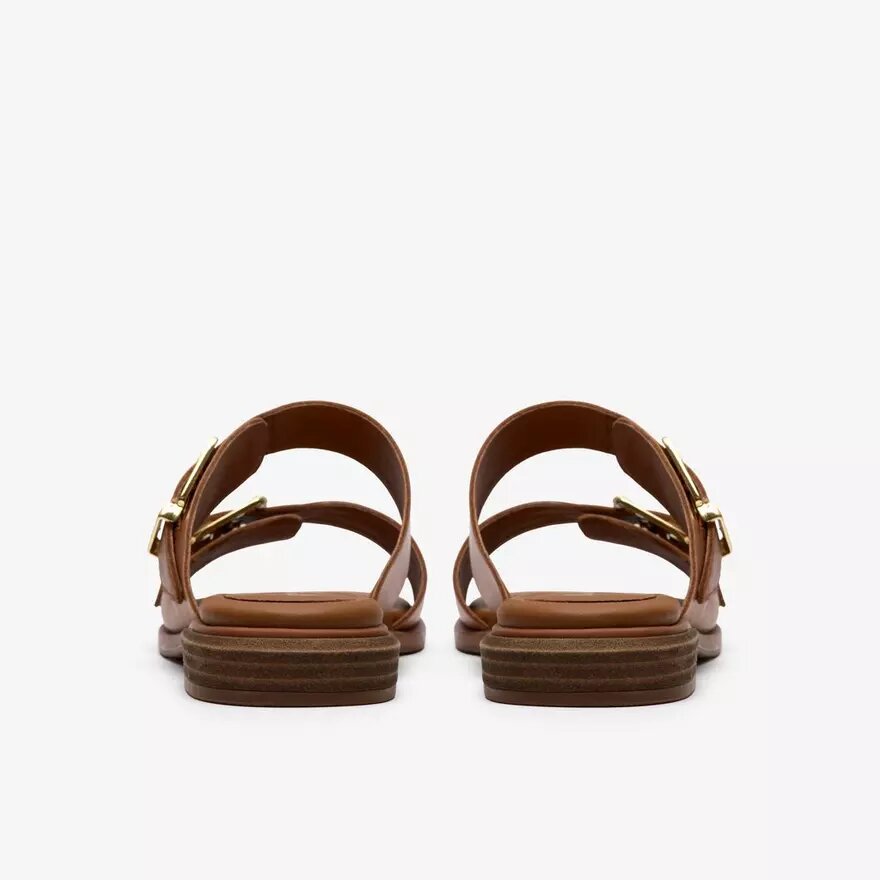 Sandales plates Ariany Bay en cuir beige pour femme Sandales plates Ariany Bay en cuir beige pour femme