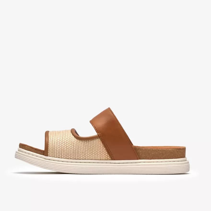 Sandales plates Arwell Step en cuir beige pour femme Sandales plates Arwell Step en cuir beige pour femme