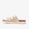 Sandales plates Arwell Step en cuir crème pour femme Sandales plates Arwell Step en cuir crème pour femme