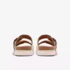 Sandales plates Arwell Step en cuir crème pour femme Sandales plates Arwell Step en cuir crème pour femme