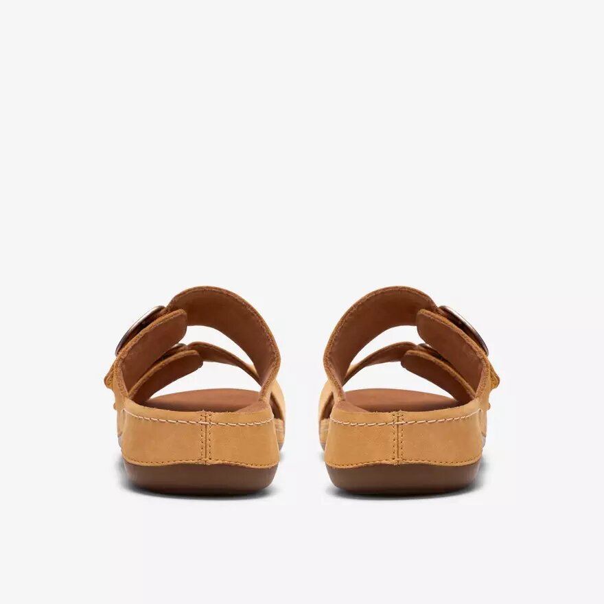 Sandales plates Cecily Step pour femme en nubuck ocre clair Sandales plates Cecily Step pour femme en nubuck ocre clair