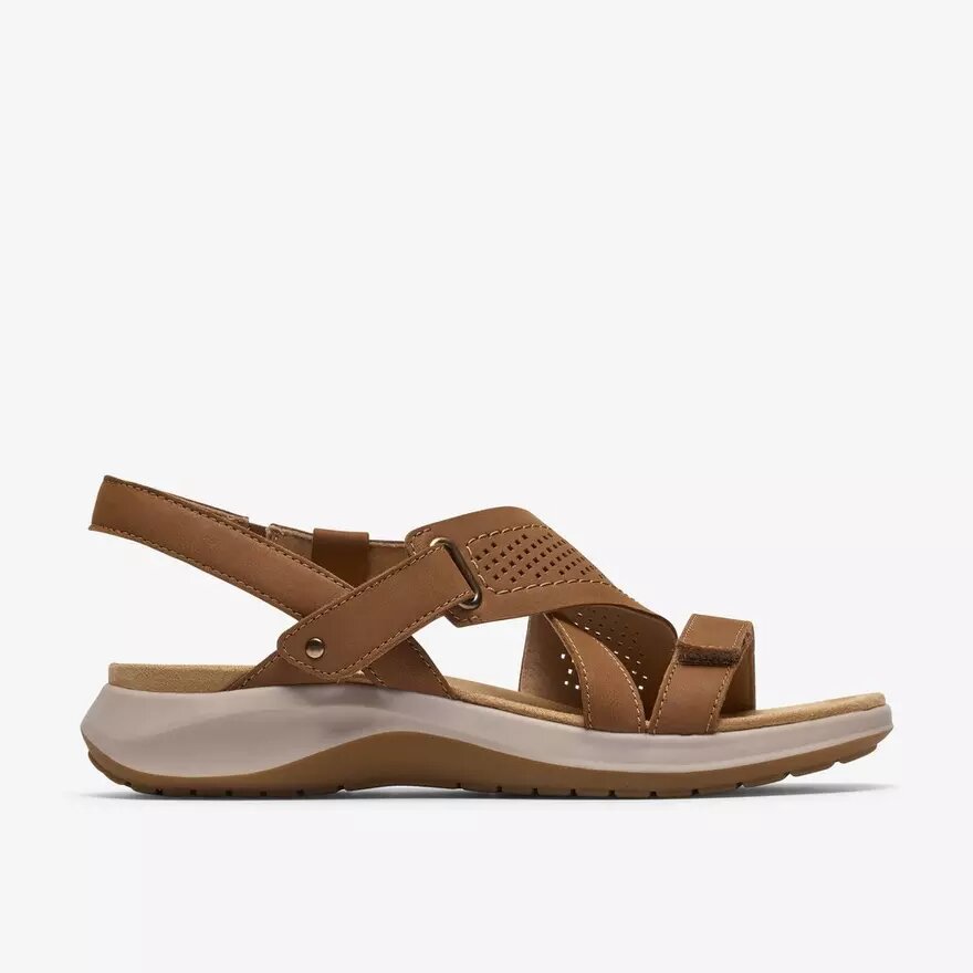Sandales plates Maelynn Gem en nubuck beige pour femme Sandales plates Maelynn Gem en nubuck beige pour femme