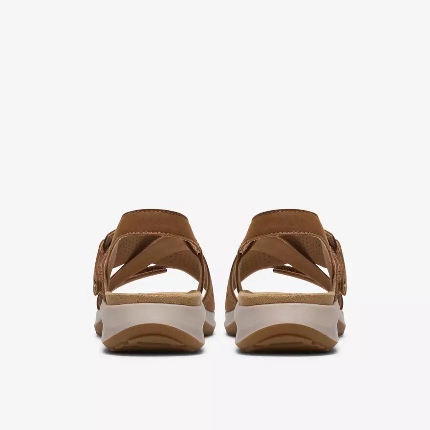 Sandales plates Maelynn Gem en nubuck beige pour femme Sandales plates Maelynn Gem en nubuck beige pour femme