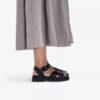 Sandales plates Orinoco3 Cross en cuir noir pour femme Sandales plates Orinoco3 Cross en cuir noir pour femme