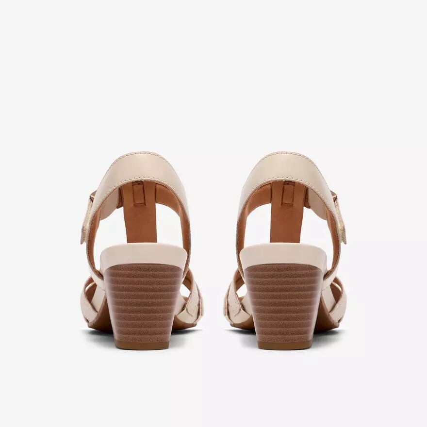 Sandales à talons Kymber Glow en cuir crème pour femme Sandales à talons Kymber Glow en cuir crème pour femme