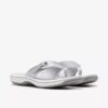 Tongs Breeze Reyna Silver Cloudsteppers™ pour femme Tongs Breeze Reyna Silver Cloudsteppers™ pour femme
