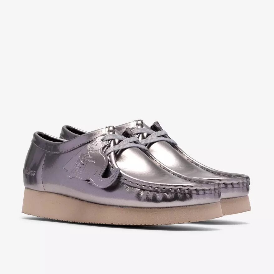 Wallabee 2604 pour femme en cuir verni argenté Wallabee 2604 pour femme en cuir verni argenté