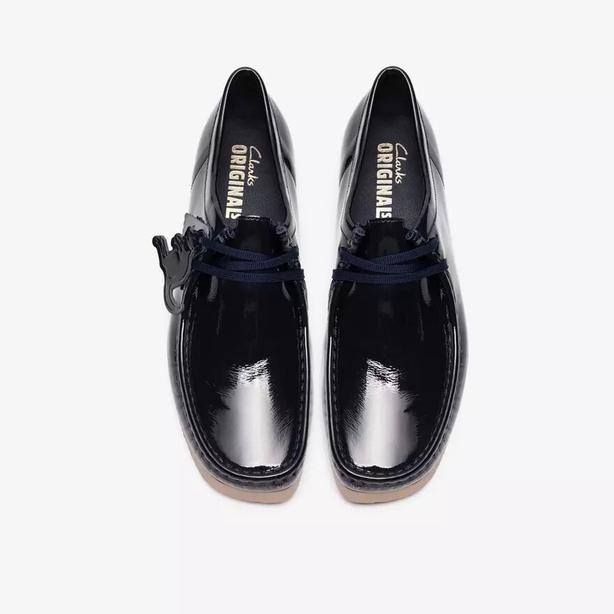 Wallabee 2604 pour homme – Wallabees en cuir verni bleu marine Wallabee 2604 pour homme – Wallabees en cuir verni bleu marine