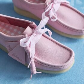 Wallabee pour femme en cuir rose pâle