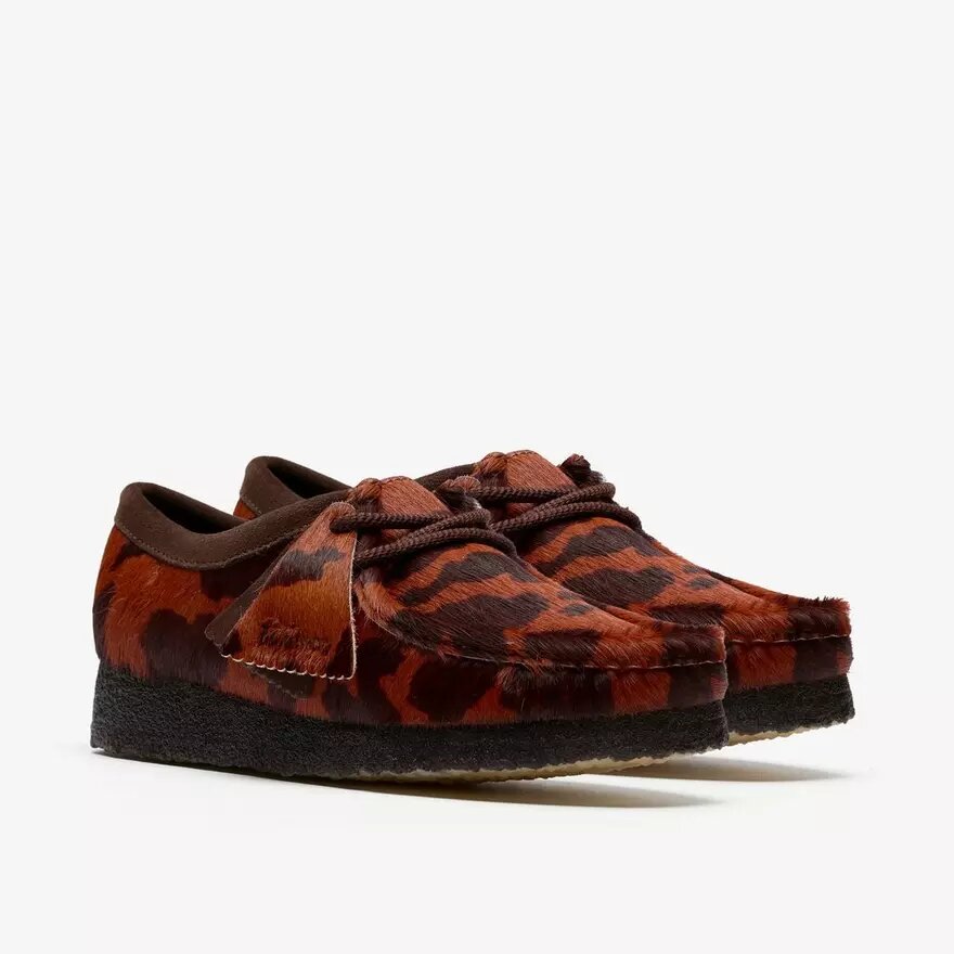 Wallabee pour femme. Wallabees marron à imprimé vache Wallabee pour femme. Wallabees marron à imprimé vache