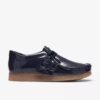 Wallabee pour garçons « Big Kid » en cuir verni bleu marine Wallabee pour garçons « Big Kid » en cuir verni bleu marine
