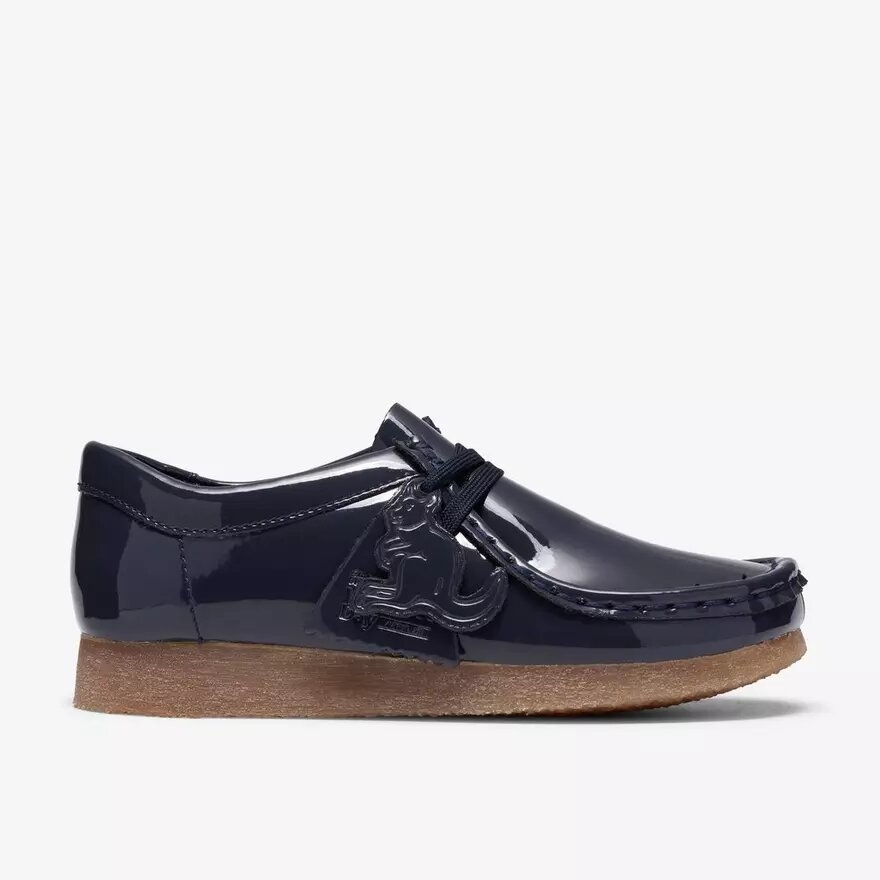 Wallabee pour garçons « Big Kid » en cuir verni bleu marine Wallabee pour garçons « Big Kid » en cuir verni bleu marine